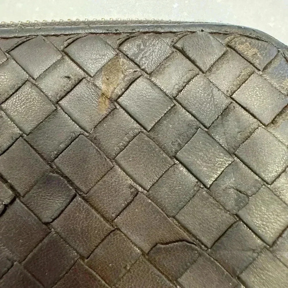 Bottega Veneta Intrecciato lamb skin brown zip around wallet - Picture 12 of 16